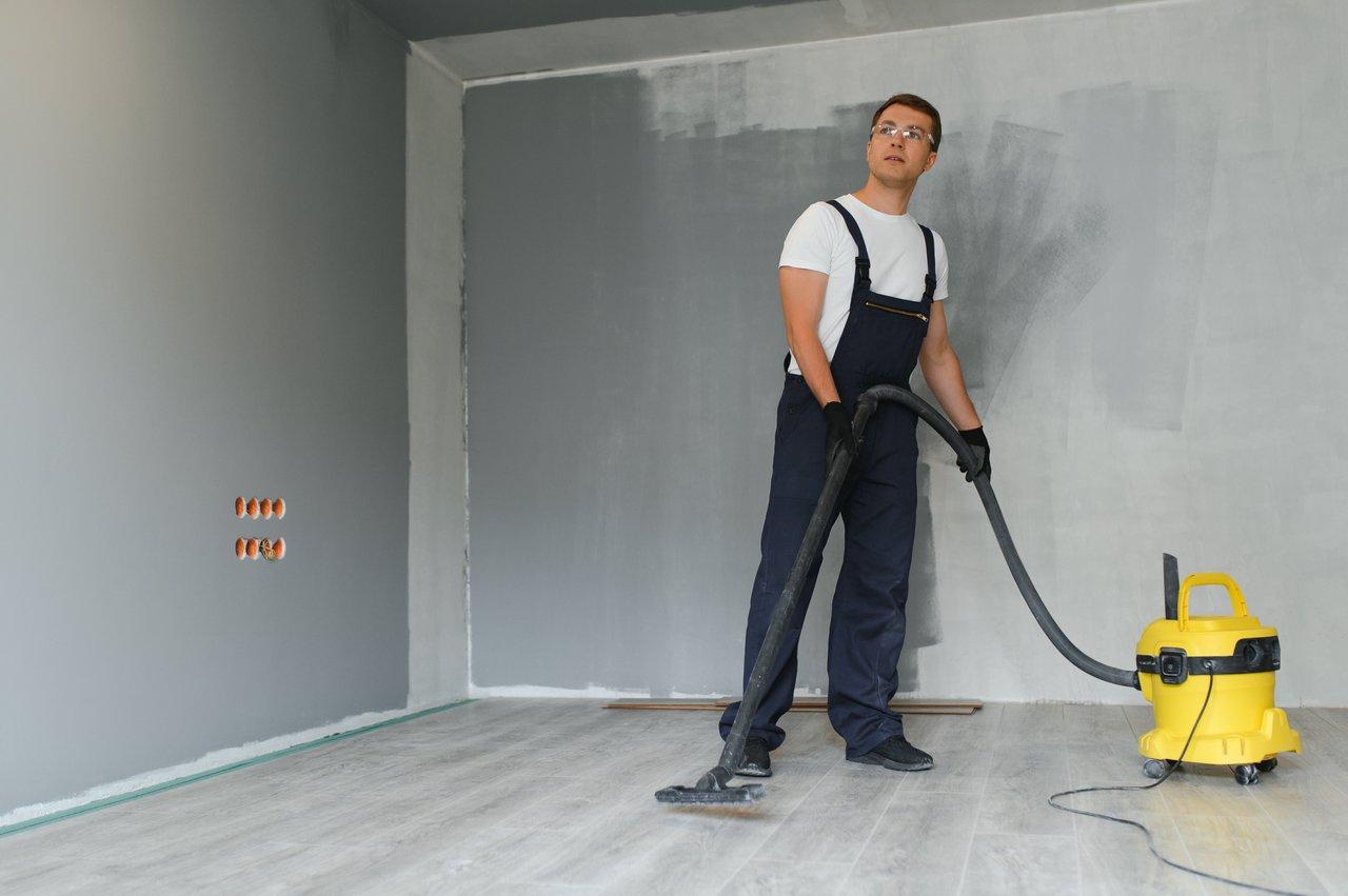 Aspirateurs de chantier : modèles filaires et sans fil performants en 2025