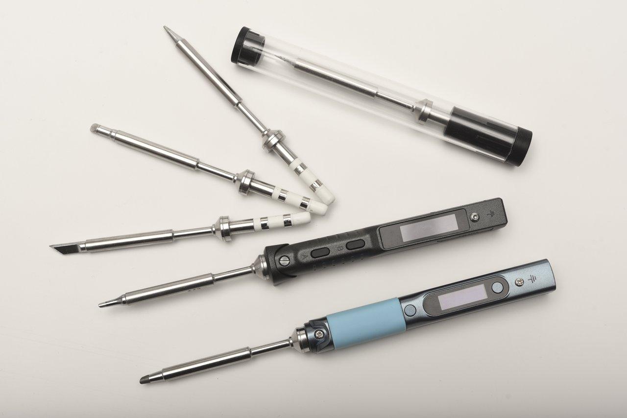 Comment choisir un fer à souder électrique pour des interventions précises