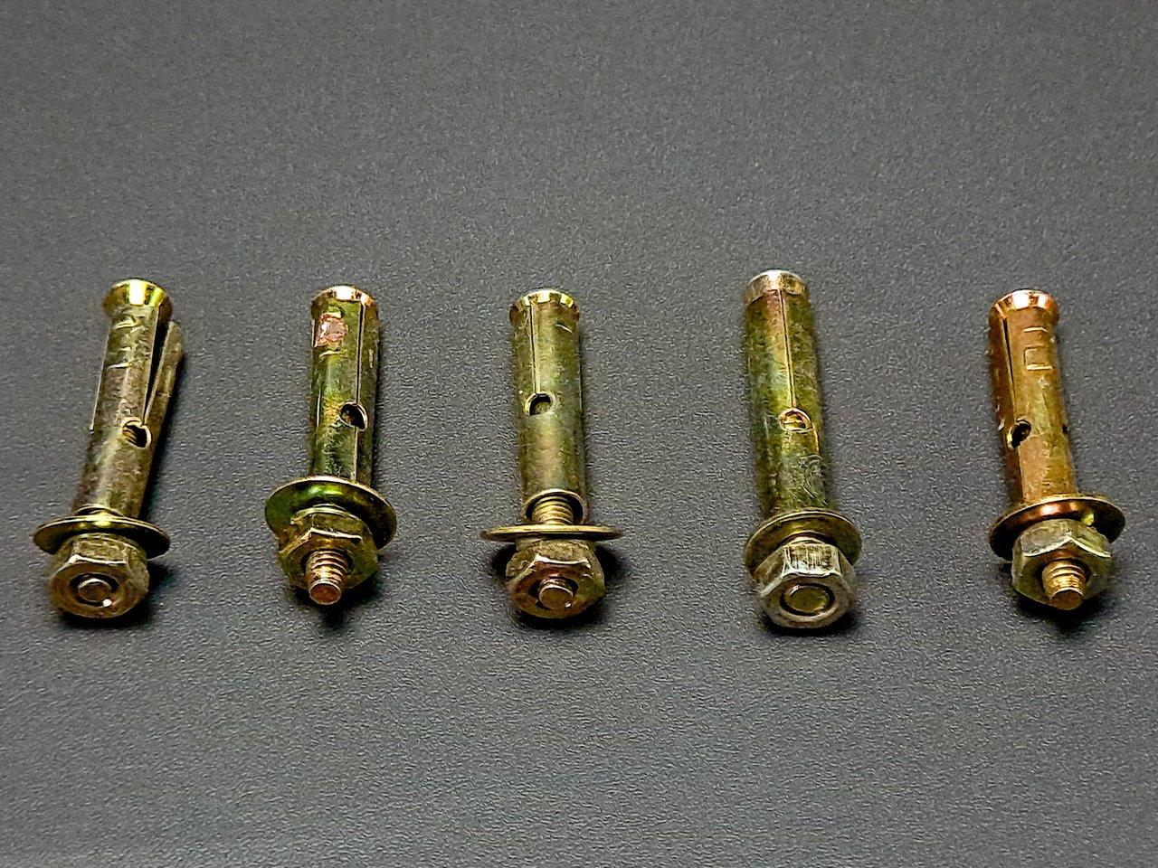 Fixer des chevilles chimiques avec perforateur SDS : méthode rapide et conseils sécurité