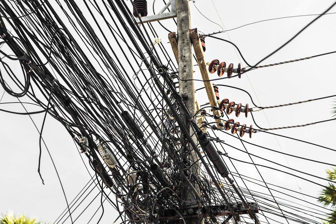 Les signes d’usure à surveiller sur vos câbles et rallonges électriques