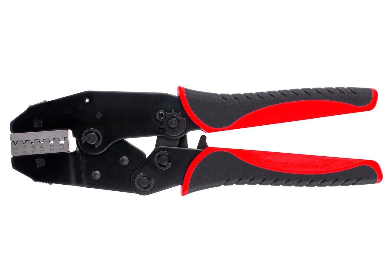 Top 5 des meilleures pinces à sertir pour connexions électriques professionnelles