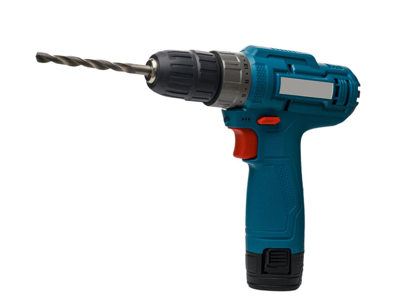 Perceuse-visseuse compacte sans fil idéale pour les travaux de précision en espaces restreints.