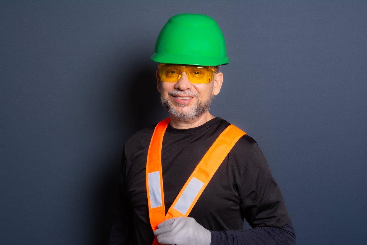 Visière de protection transparente pour la sécurité chantier, essentielle pour la protection contre les risques.